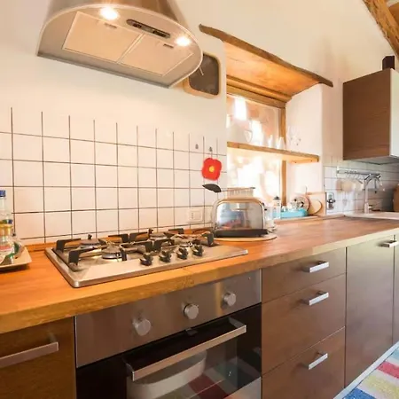 Stonehouse Loft Marta